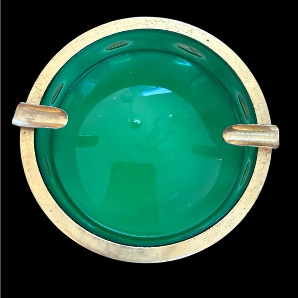 Vintage Brass & Milk Glass Ashtray | Green Glass Insert | Art Deco - Picture 2 of 7